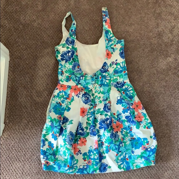 ZARA Open Back Dress - Picture 2 of 2